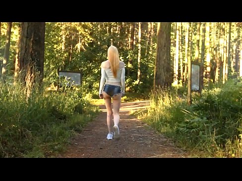 ❤️ Vacker kvinna rör sig långsamt, inte nakenvideo Sex at us sv.sex00.top ️❤